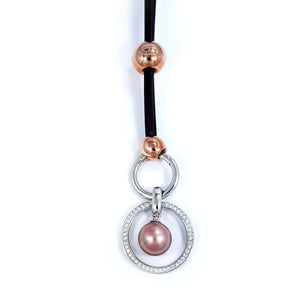Silver Necklace with 14 mm light brown color, fresh water pearl.